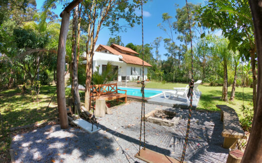 Casa p/ 10/12 pessoas