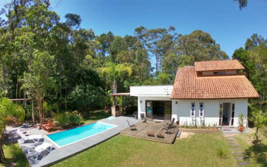 Casa p/ 10/12 pessoas