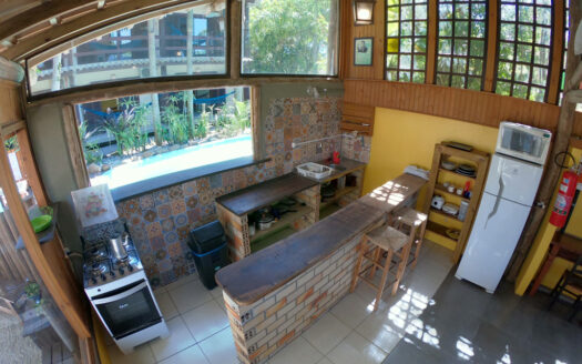 Suíte Master Pool Superior 2/4 pessoas