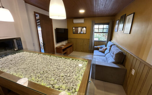 Casa p/ 8/10 pessoas