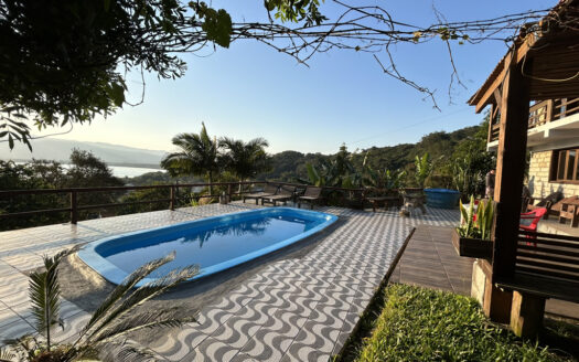 Casa vista lagoa p/ 10/12 pessoas